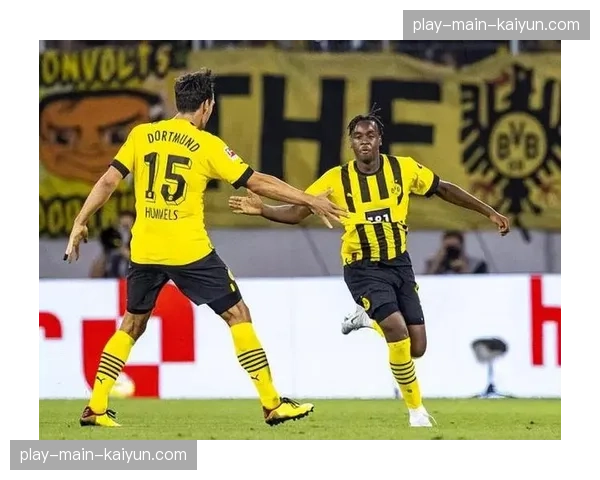 通讯:走访多特蒙德青训营,看数据分析和运动科学如何应用于年轻球员防守训练 通讯:走访多特蒙德青训营,看数据分析和运动科学如何应用于年轻球员防守训练