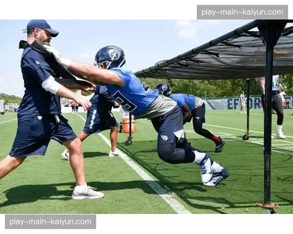 训练营于4月19日全面开启，各队开始阵容裁减工作